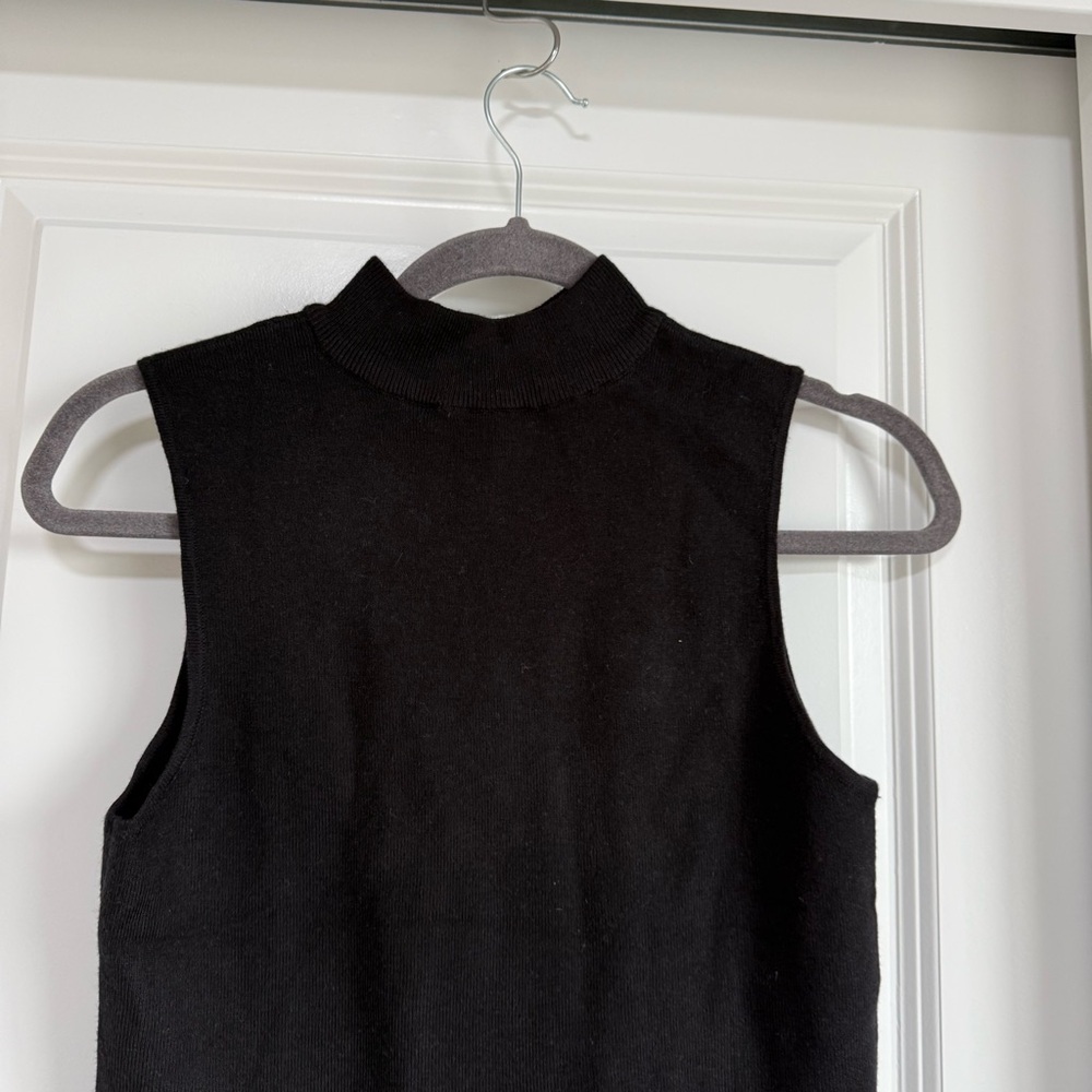 Marled Black Top Sleeveless Shirt - Picture 3 of 7
